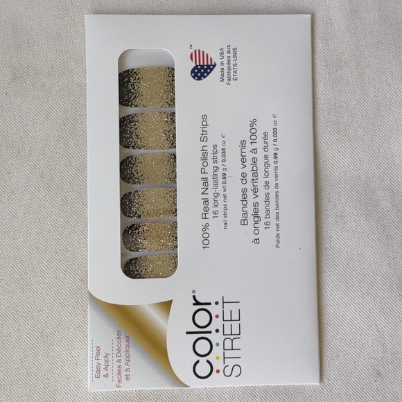 Color Street Nails- Ring It In - Picture 1 of 4